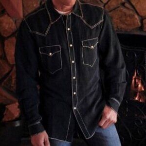 Ryan Michael BLACK paisly shirt M1029E